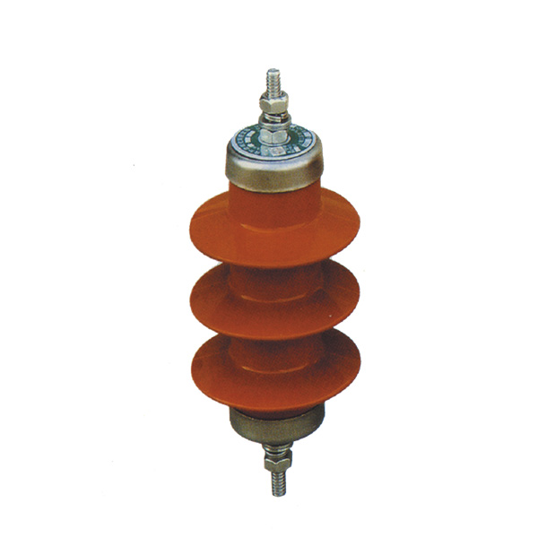 HY5W-3~6KV 避雷器是用來(lái)保護(hù)電力系統(tǒng)中各種電器設(shè)備免受過(guò)電壓損壞的電器產(chǎn)品，具有良好保護(hù)性能。因?yàn)檠趸\閥片的非線(xiàn)性伏安特性十分優(yōu)良，使得在正常工作電…